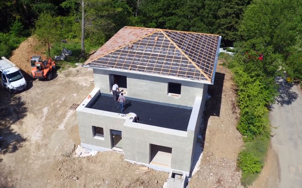 Pose d’une étanchéité en Éthylène-Propylène-Diène-Monomère 3D (EPDM)